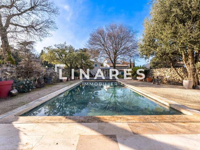 EDEN CHIC - Maison T6 de 132m2 - Garage - Piscine - Terrain de 2 — photo du bien