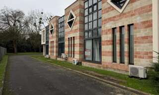 property.type.service   m² à louer à Saint-Avertin (37550)