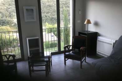Appartement 2 pièces 735 €