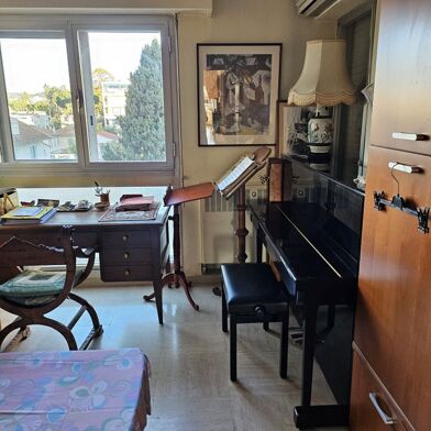 Appartement 1 pièces 530 €