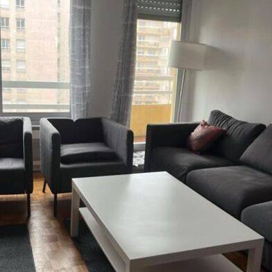 Appartement 4 pièces 3300 €