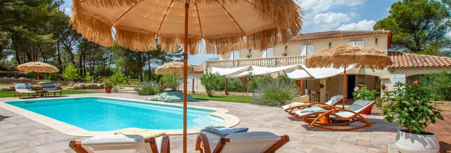 Maison 5 Pièces 167 m² à louer à Rousset (13790)