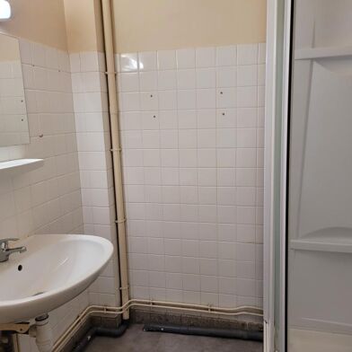 Appartement 1 pièces 370 €