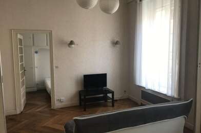 Appartement 3 pièces 1405 €