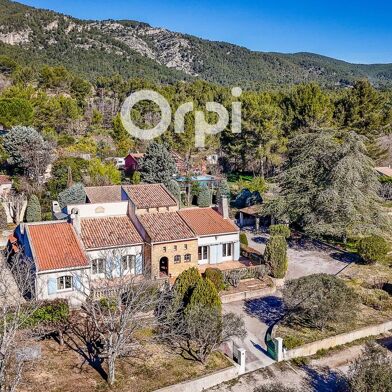 Maison 5 pièces 630000 €