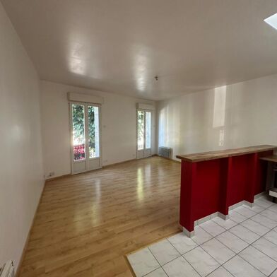 Maison 4 pièces 1310 €