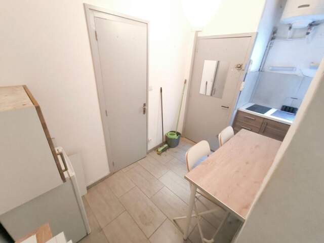 EXCLUSIVITE Nîmes Centre ville studio — photo du bien
