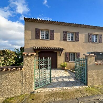 Maison 7 pièces 399000 €