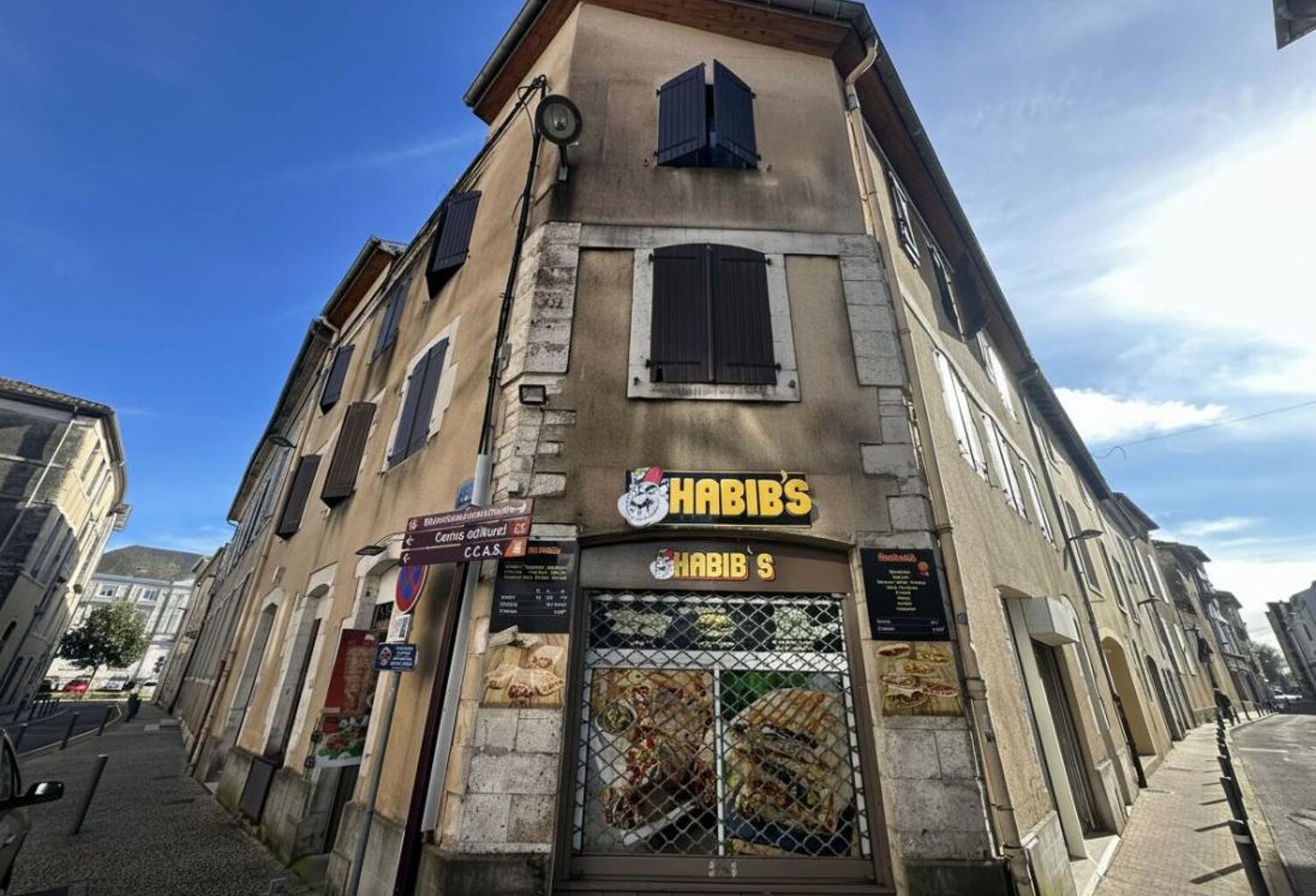 Local commercial à vendre – Emplacement n°1 au cœur de Dax — photo 1