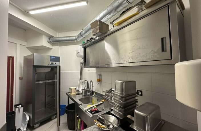 Local commercial à vendre – Emplacement n°1 au cœur de Dax — photo 4