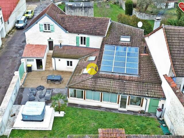 ENTIÈREMENT RENOVÉE + DÉPENDANCES — photo du bien