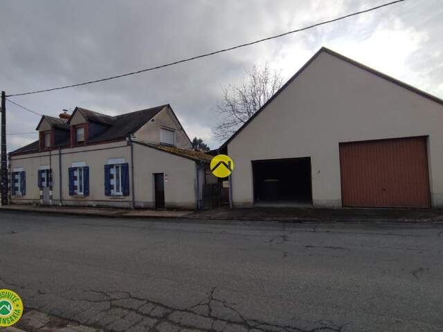BEAUX VOLUMES AVEC GRANDS GARAGES ! — photo du bien