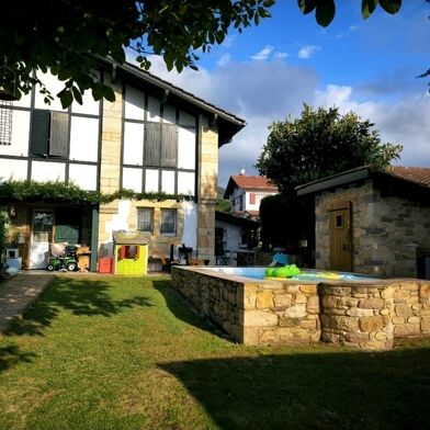 Maison 5 pièces 395000 €