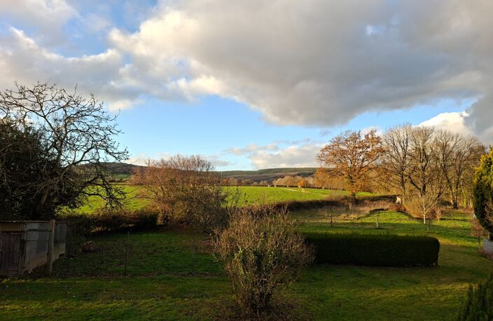 Longère + dépendance + grange, 3000m2 terrain clos, proche de ST CENERI LE GEREI & à 10 MIN ALENCON- Commerces et écoles à moins de 7 min — photo 2