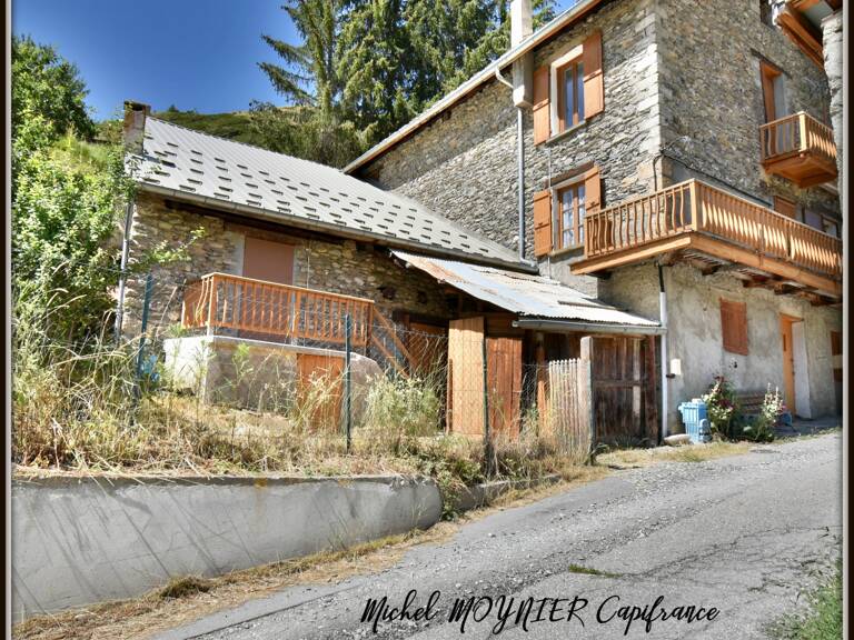 ✨ Une maison unique à Aiguilles, au cœur des montagnes du Queyras — photo 1