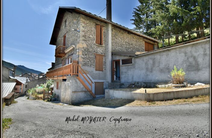 ✨ Une maison unique à Aiguilles, au cœur des montagnes du Queyras — photo 2