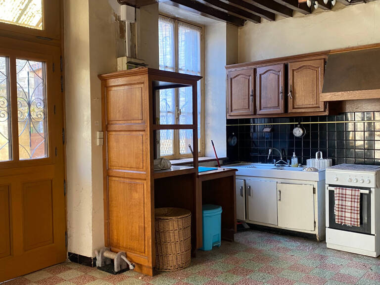 Charmante maison de village à vendre 70m² COUTARNOUX (89) avec dépendances et cour intérieure — photo 1