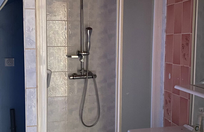 Charmante maison de village à vendre 70m² COUTARNOUX (89) avec dépendances et cour intérieure — photo 5