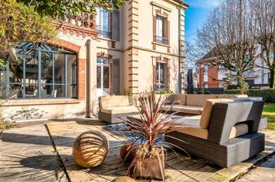 Maison 8 pièces 880000 €