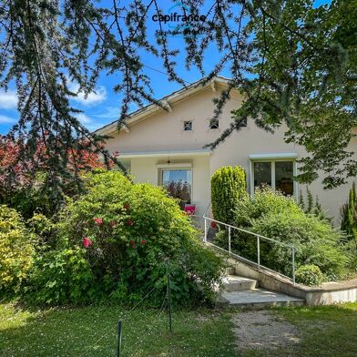 Maison 8 pièces 160000 €