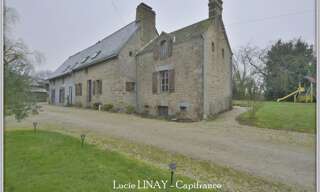 Maison 6 Pièces 186 m² à vendre à Saint-Aubin-Fosse-Louvain (53120)