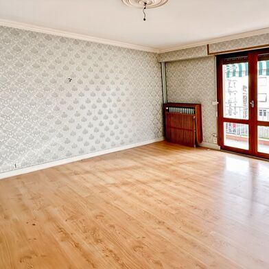 Appartement 3 pièces 121000 €