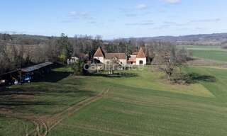 Maison 10 Pièces 500 m² à vendre à Lembeye (64350)