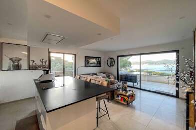 Appartement 4 pièces 735000 €