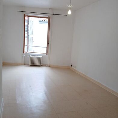 Appartement 3 pièces 475 €