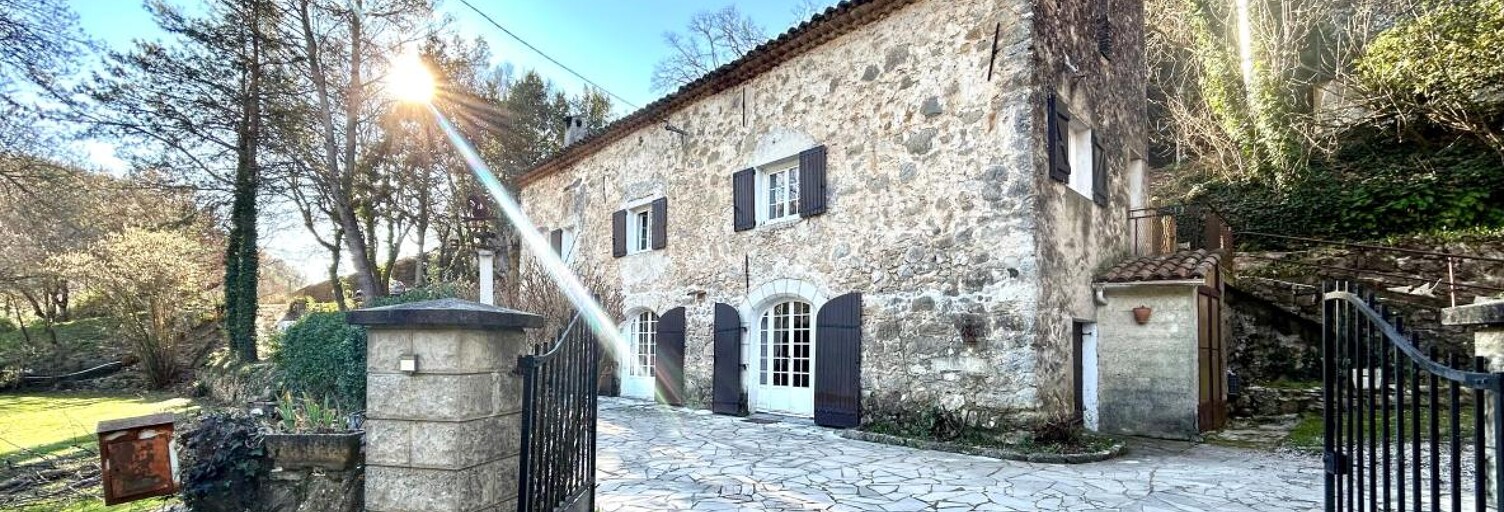 Maison 6 Pièces 180 m² à vendre à Belgentier (83210)