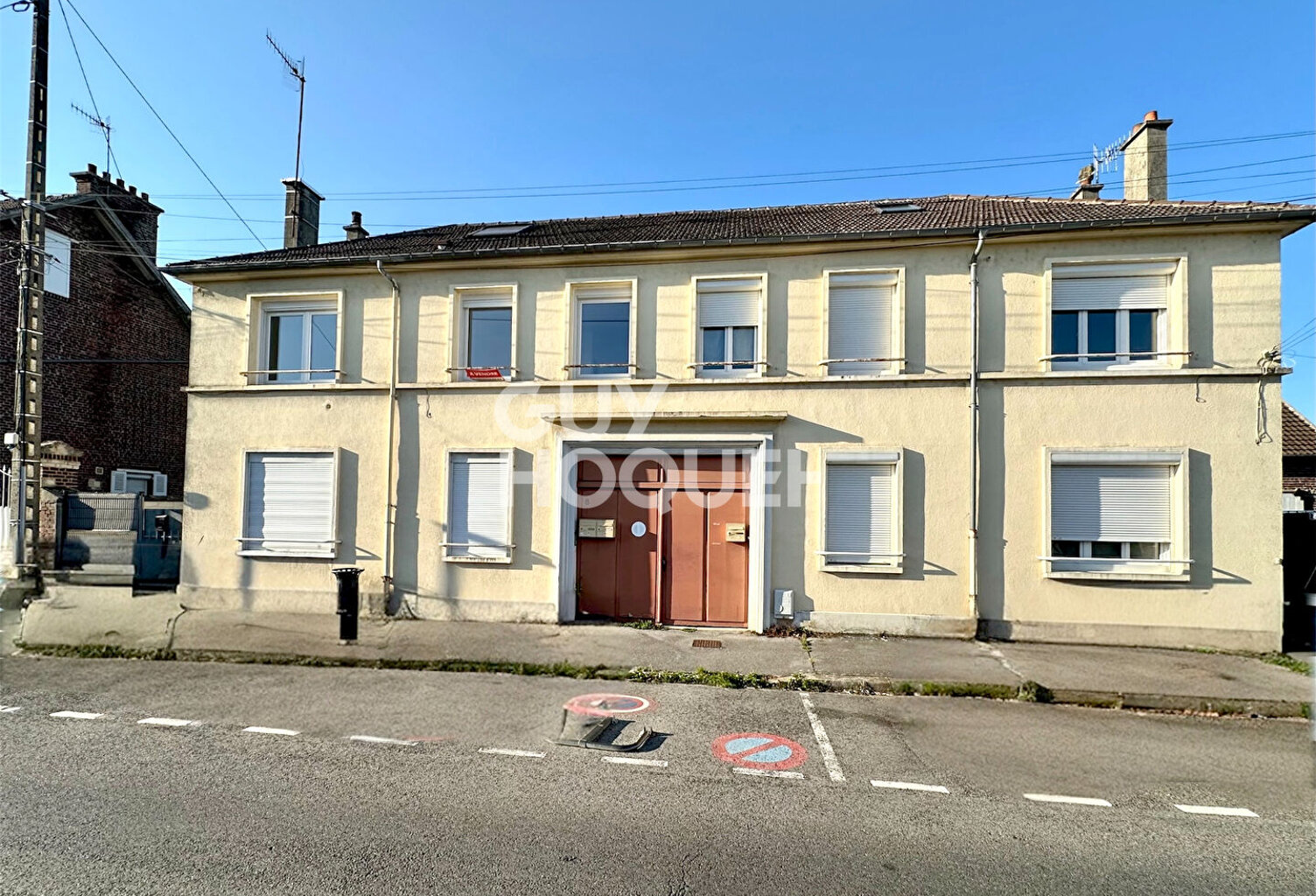 Ensemble immobilier à VENDRE à NOYON — photo 1
