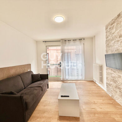 Appartement 1 pièces 680 €