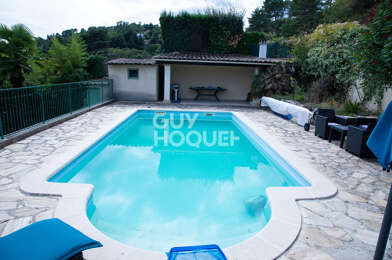 Maison 7 pièces 1592 €