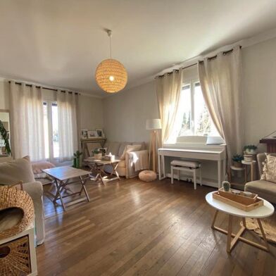 Maison 5 pièces 842 €