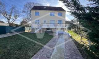 Maison 8 Pièces 195 m² à vendre à Combs-la-Ville (77380)