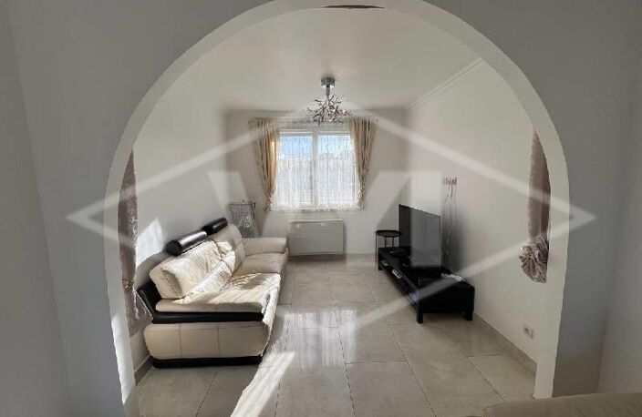 Vente maison 8 pièces 195 m² Combs-la-Ville (77380) — photo 4