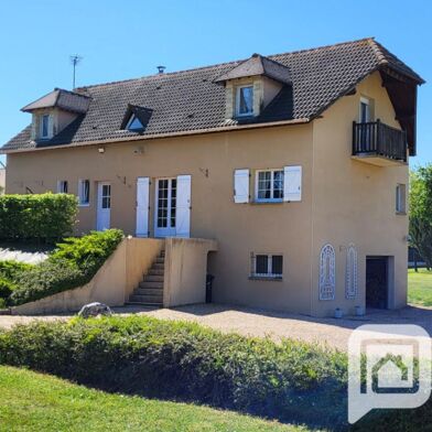 Maison 8 pièces 249900 €