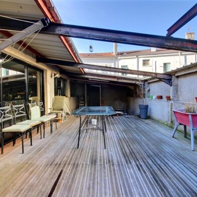 Appartement 6 pièces 239900 €