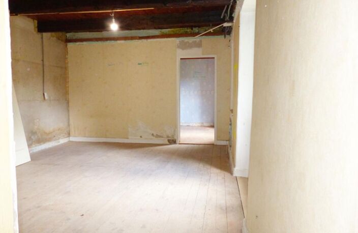 Maison Saint Hostien 11 pièce(s) 225 m2 — photo 4