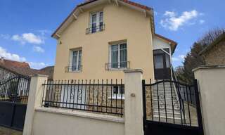 Maison 4 Pièces 100 m² à vendre à Le Mesnil-Saint-Denis (78320)