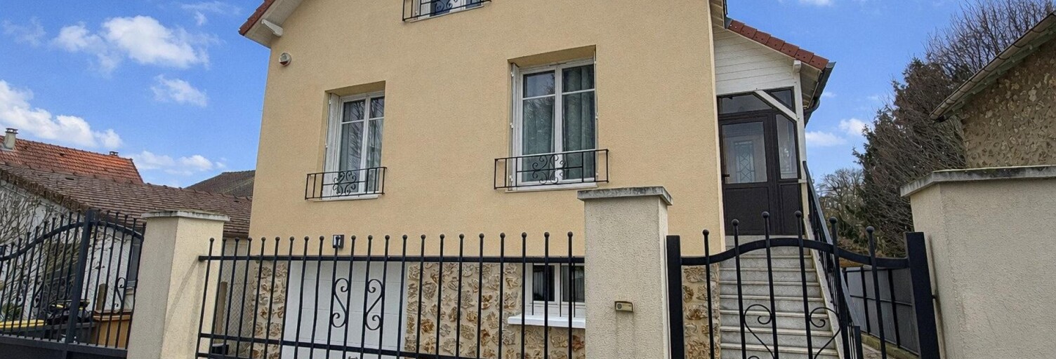 Maison 4 Pièces 100 m² à vendre à Le Mesnil-Saint-Denis (78320)