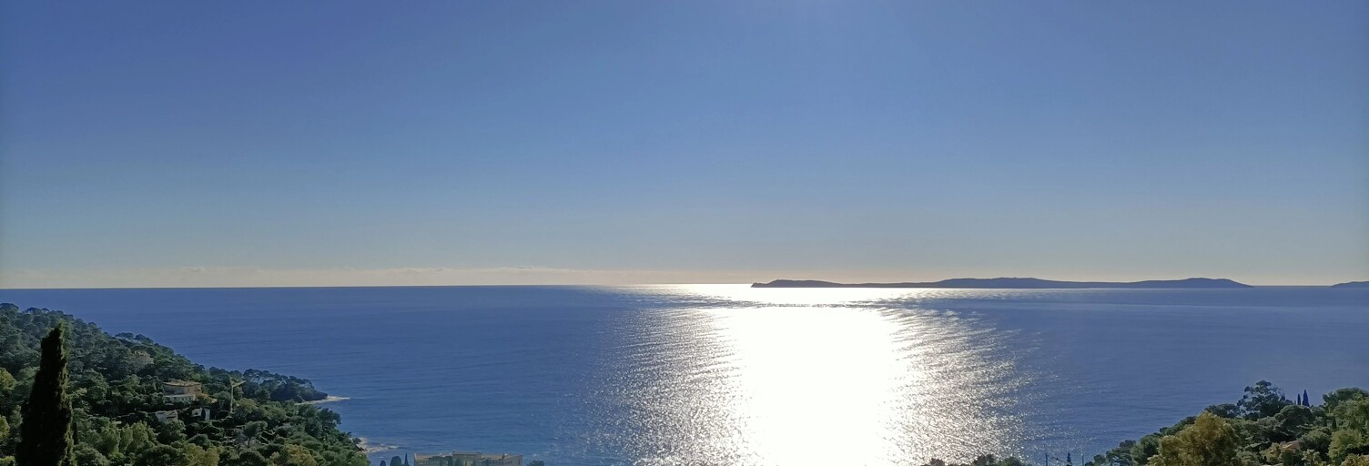 Maison 9 Pièces 156 m² à vendre à Rayol-Canadel-sur-Mer (83820)