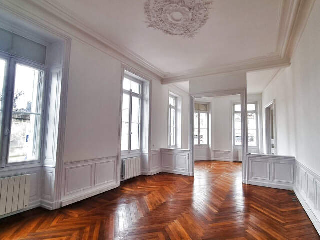 appartement 1 pièces — photo du bien