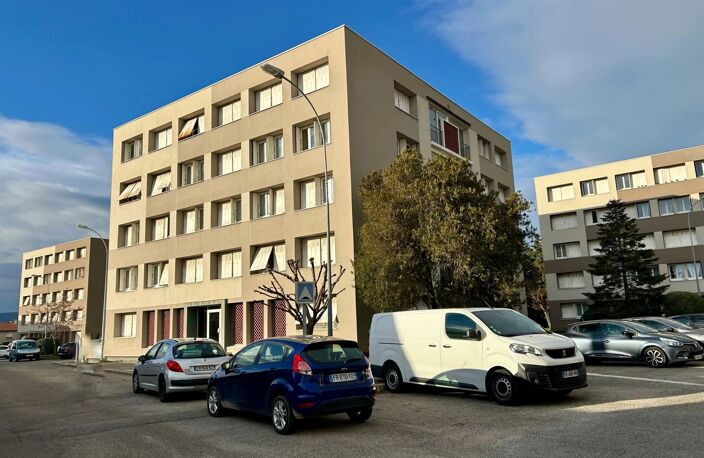 Appartement T4 69.91 m² Montélimar — photo 2