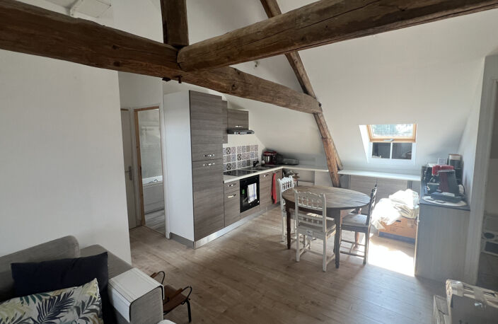 APPARTEMENT F2 2ème étage — photo 2