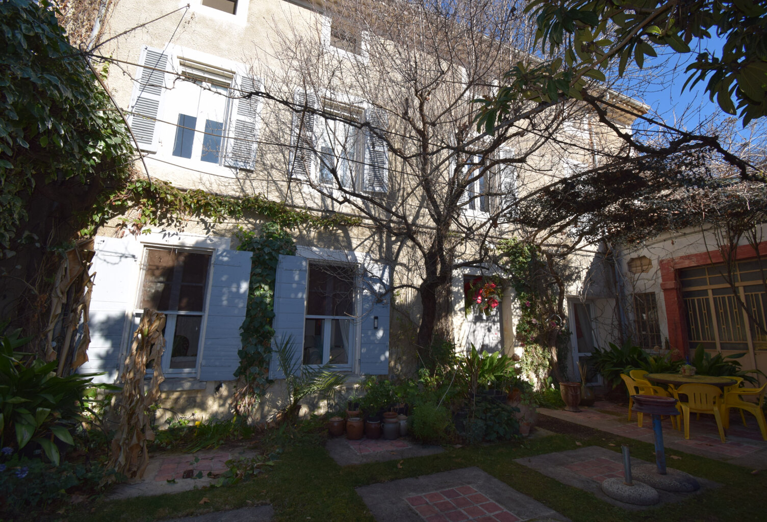 Maison    4 suites, cour et grange   Carpentras — photo 1