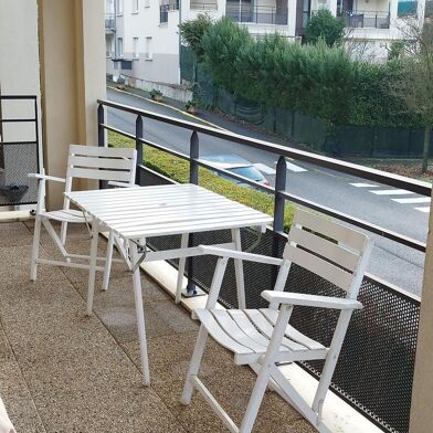 Appartement 2 pièces 752 €