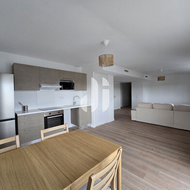 Appartement 4 pièces 1600 €