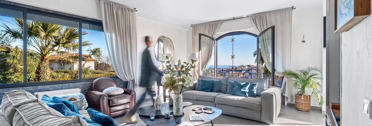 Appartement 4 Pièces 138 m² à vendre à Vence (06140)