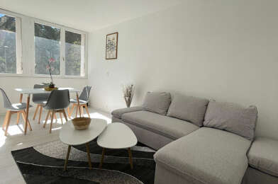 Appartement 4 pièces 930 €